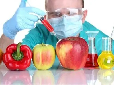 به‌کارگیری ۵۰۰۰ ترکیب شیمیایی در تولید مواد غذایی/ چرا نظارت نمی‌شود؟