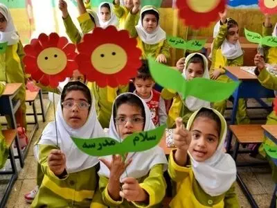 245 هزار دانش‌آموز قزوینی راهی مدارس شدند