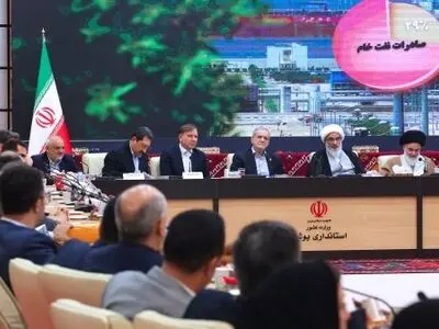 اگر اراده کنیم و به نیروهای انسانی خود متکی باشیم، می‌توانیم موانع را از میان برداریم