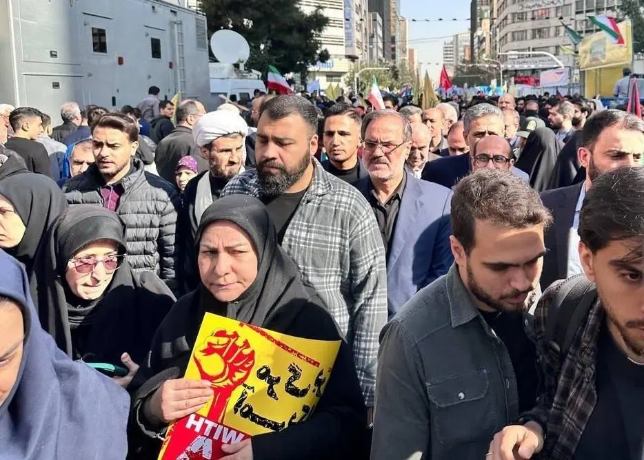 استکبار جهانی دشمن استقلال ملت‌هاست/ ایستادگی ملت‌ها تنها راه مقابله با استکبار جهانی است