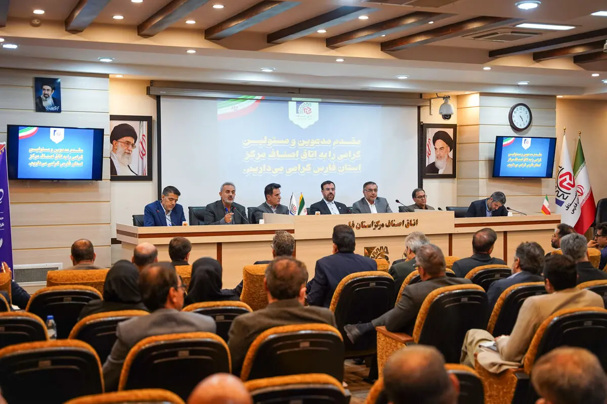 بازار فارس با همدلی اصناف آرام ماند