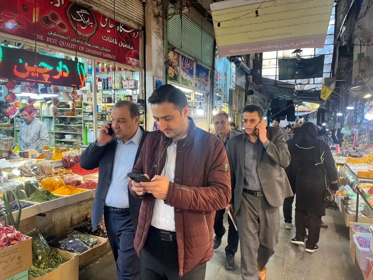  بازدید میدانی مدیران ارشد همراه اول و مخابرات استان از بازار بزرگ تبریز برای رفع مشکل آنتن‌دهی