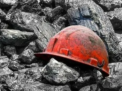 بررسی علت ریزش تونل معدن کرومیت اسفندقه/ مدیرکل اداره کار کرمان: بعید می‌دانم تیم بازرسی فولاد دستور تعطیلی داده باشد