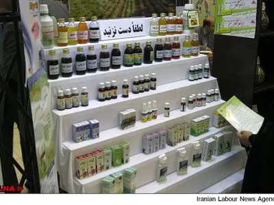  مواد اولیه استاندارد حلقه مفقوده عرصه گیاهان دارویی