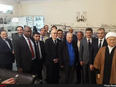 هاشمی رفسنجانی بهترین روابط را با کشورهای همسایه برقرار می‌کرد/ مردم  آذربایجان کمک‌های ایران در روزهای سخت را هرگز فراموش نمی‌کنند