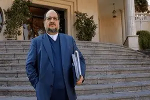 دفتر پزشکیان تغییرات هلدینگ خلیج‌فارس را متوقف کرد