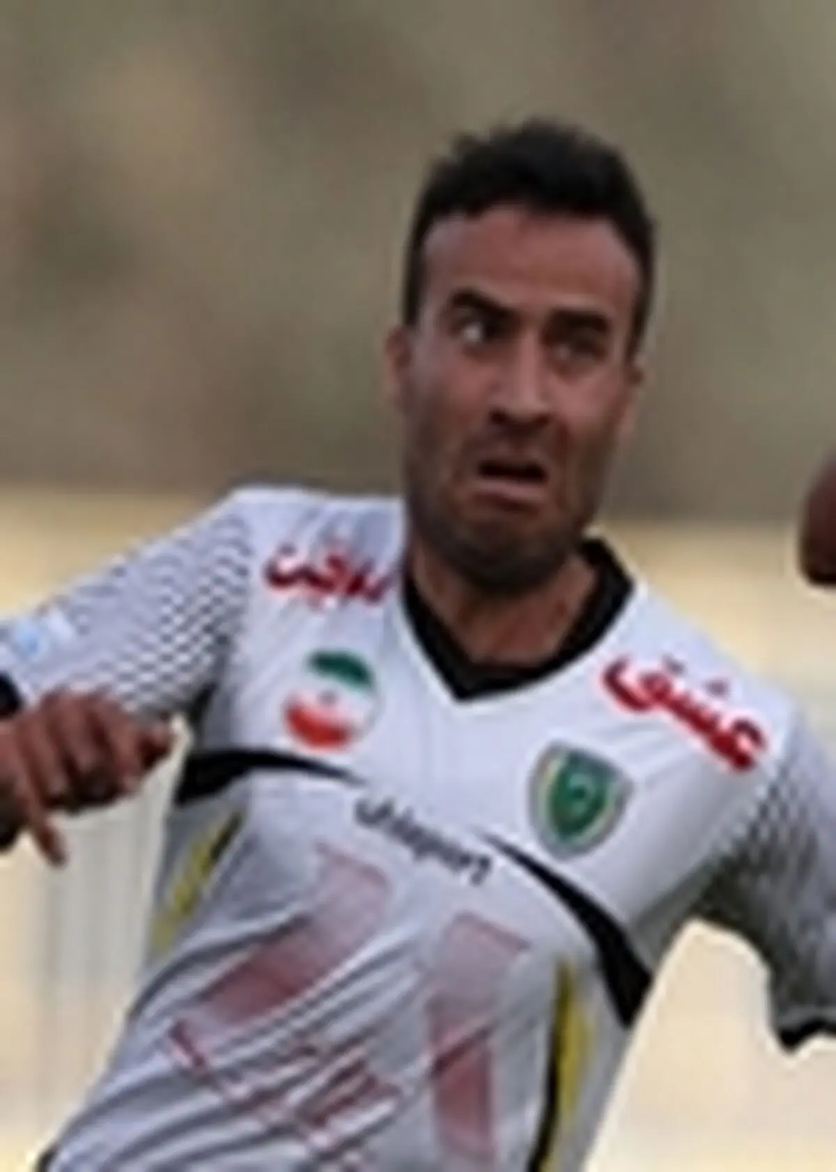 کریمی: بازیکنان راه‌آهن پشت استیلی را خالی نمی‌کنند