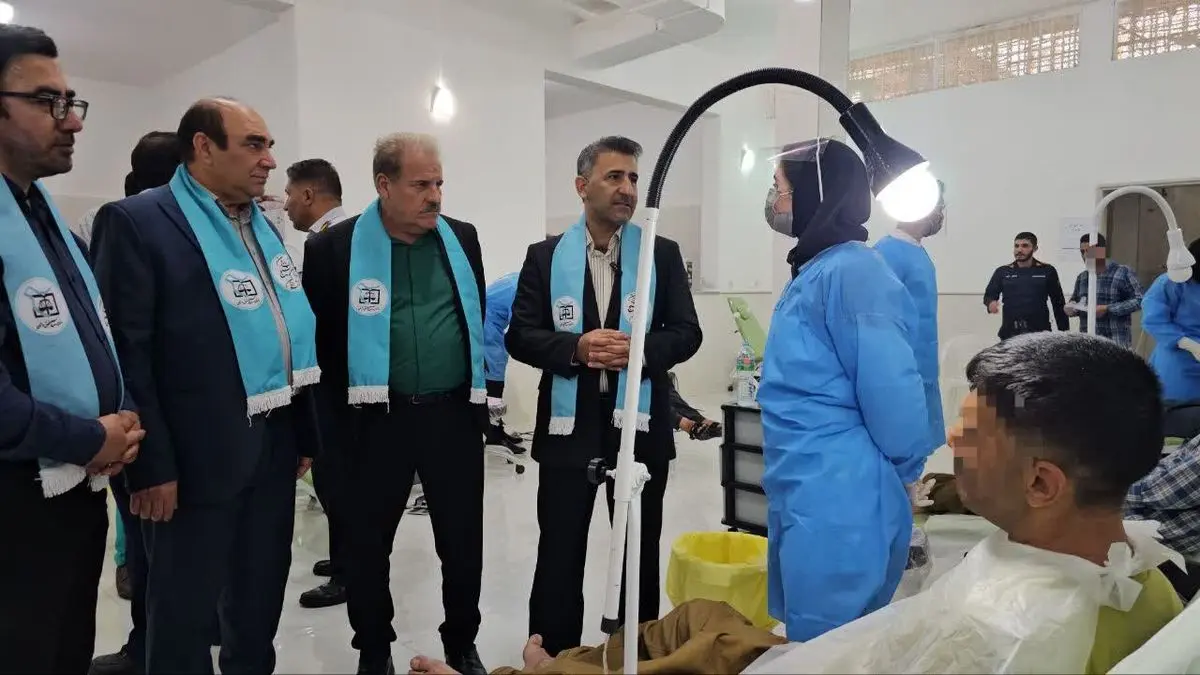 ارائه خدمات رایگان دندانپزشکی به مددجویان مجتمع کاردرمانی فارس
