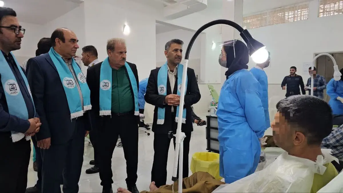 ارائه خدمات رایگان دندانپزشکی به مددجویان مجتمع کاردرمانی فارس