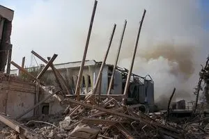 حمله هوایی به فولاد خوزستان و فولاد مبارکه اصفهان