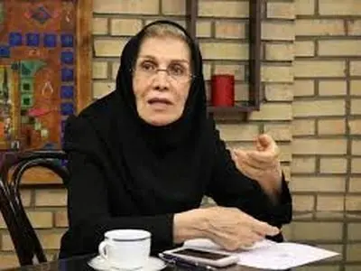 برای ازدواج بهنگام و افزایش جمعیت، زیربناهای اقتصادی باید تقویت شود 