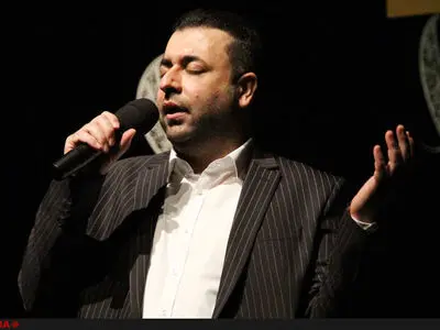 پیام عزیزی با فروزان و هوران کنسرت می‌دهد