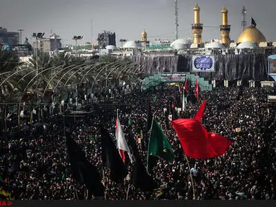 فیلم / خیل عظیم زائران حسینی در مسیر کربلای معلی