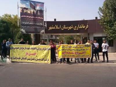 کارگران حمل و نقل خلیج فارس بازهم پیگیر تبدیل وضعیت خود هستند/ قول‌هایی داده شده است