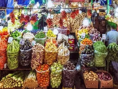 نظارت بر بازار مواد غذایی خوزستان تشدید شد