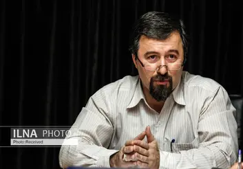 صداوسیما می‌خواهد «بایدها» را بر «واقعیت‌‌ها» تحمیل کند/ در برابر غول‌هایی مانند سی‌ان‌ان و بی‌بی‌سی نمی‌توان رسانه ملی را رها کرد/ صداوسیما شتاب منفی دارد