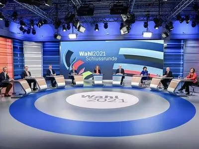 German candidates clash in last TV debate before vote as SPD lead narrows