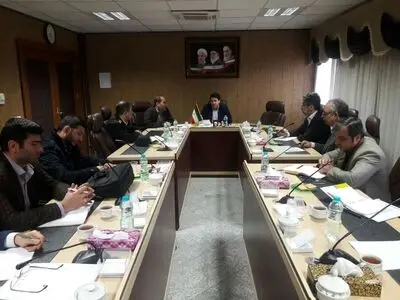 اداره کار، دادستانی و فرمانداری حامی کارگر هستند/ هدف کمیسیون کارگری، حل مشکلات کارگر و کارفرماست