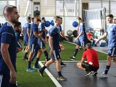 آغاز تمرینات تیم ملی در ساختمان پک