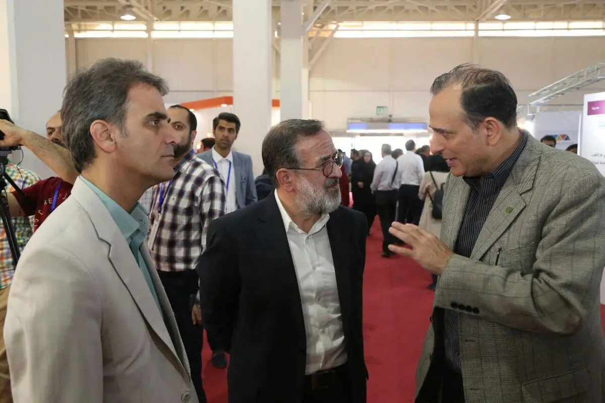 وزیر نمی‌شوم / کسب و کارهای نوپا منجر به رشد فناوری می‌شوند