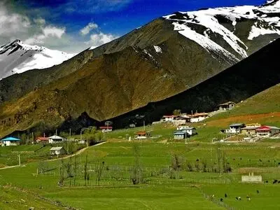 کشف گورستان عصر آهن و اشکانی در چاسر الیت مرزن‌آباد چالوس