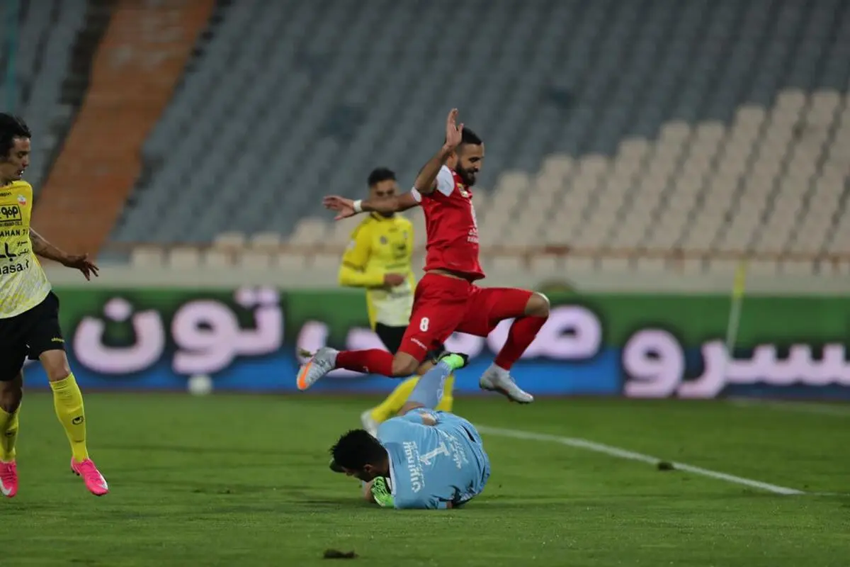 ویدئو: نیازمند مانع گلزنی پرسپولیس شد