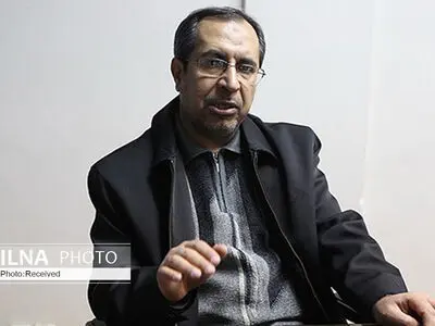 دلالان و گروه‌های غیررسمی نقش زیادی در افزایش قیمت کالاها دارند/ سازمان تعزیرات و هواپیمایی بر قیمت‌گذاری بلیط پروازهای داخلی ورود کنند