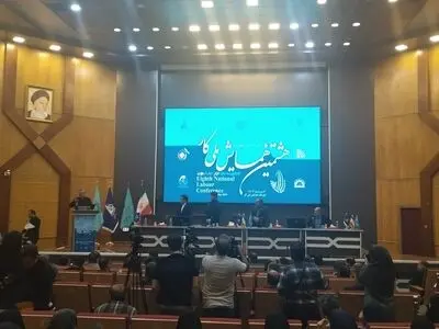وزیر کار نخ تسبیح شورای عالی کار است