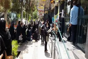 تجمع آموزش‌دهندگان نهضت سوادآموزی در تهران/ تبدیل وضعیت نشدیم