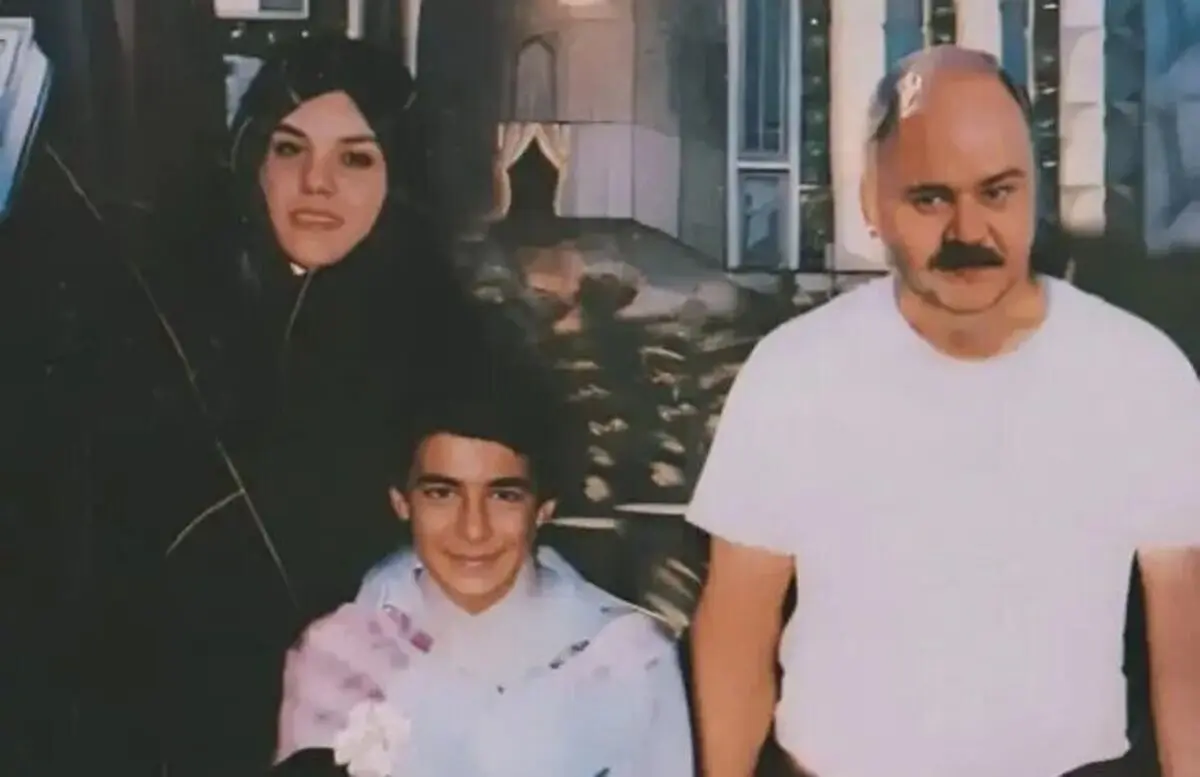 آزاده صمدی: اکبر عبدی به بیراهه رفت و هدر شد!/ واکنش هنرمندان به درگذشت اکبر عبدی + عکس