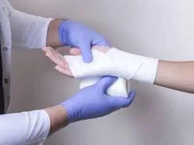 آموزش پانسمان اضطراری در شرایط بحرانی