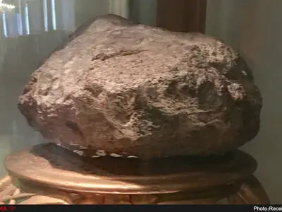 نمایش شهاب سنگ قجری در کاخ گلستان