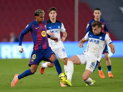 بارسلونا با بریس اولمو و گلزنی یامال بازی خانگی را برد