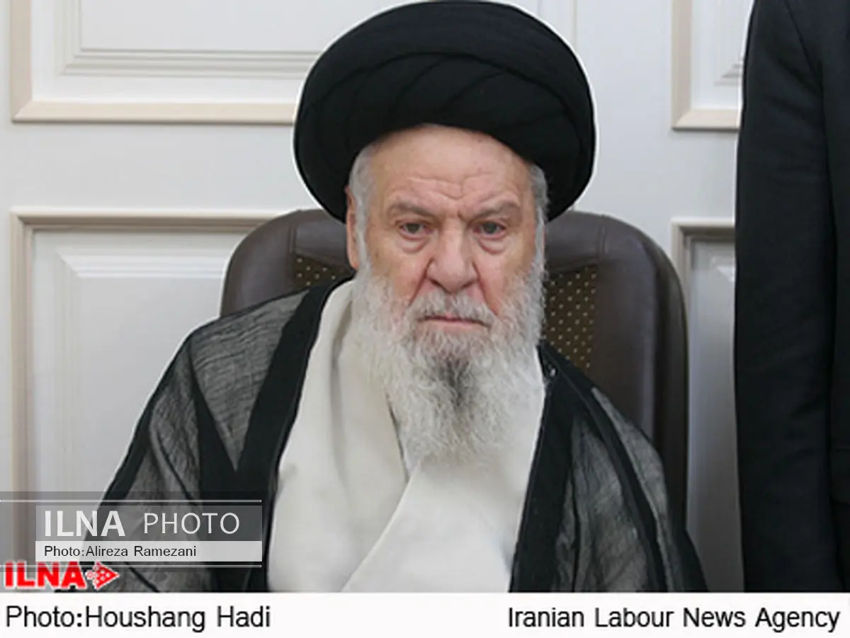 جوانان هوشیار باشند تا ابزار دست گروه و یا افراد خاصی قرار نگیرند