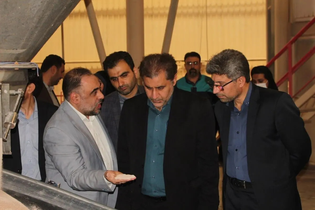 ارزشمند بودن فرهنگ کار یکی از جدی‌ترین کمبودهای کشور است