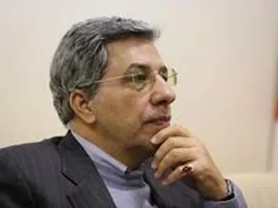 رابطه عکس بنزین و خودرو در ایران و سایر کشورها / عدم هدایت درست افکار عمومی برای دوران پسا تحریم