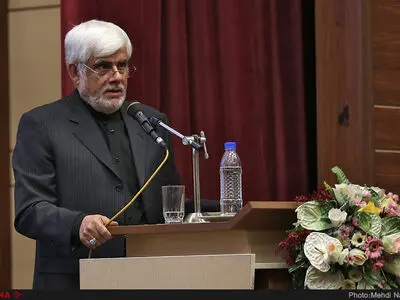 استفاده از هرگونه کاندیدای عاریه‌ای در انتخابات توهین به جریان اصلاحات است/ مهمترین چالش نظام برگرداندن اعتماد مردم است/باید در انتخابات ۱۴۰۰  از یک دست شدن نظام سیاسی کشور جلوگیری کنیم