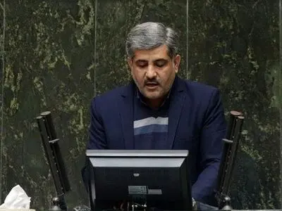 امروز رهبری به مثابه عامل وحدت است