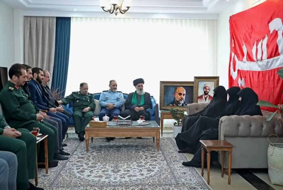 دیدار امیر نصیرزاده با خانواده شهیدان رشید و محرابی