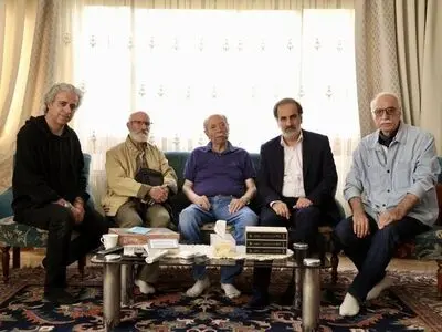 علی نصیریان در دیدار با مسئولان تئاتر: حواستان به جوانها باشد