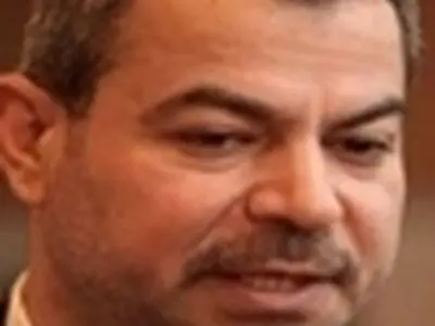 وزیر برنامه‌ریزی عراق به گردان صلح پیوست