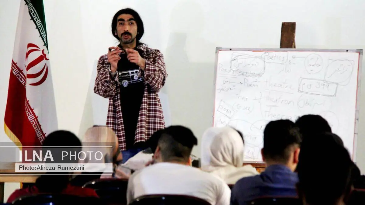 آبادان و خرمشهر میزبان کارگاه‌های آموزشی جشنواره تئا‌تر دانشگاهی شد