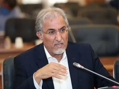 ۶١ نفر ١٣٠ همت از بانک آینده وام گرفتند و پس ندادند/ نهادهای حاکمیتی از اقتصاد خارج شوند