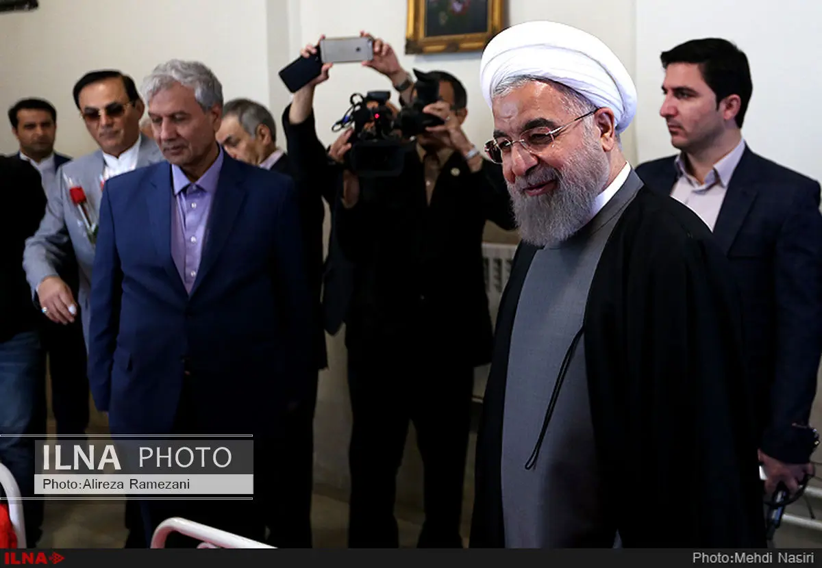 دیدار عیدانه روحانی با سالمندان و معلولان مرکز خیریه شهرقدس + تصاویر