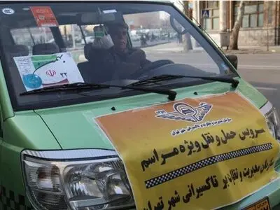 سرویس‌رسانی رایگان ۱۰۰ دستگاه تاکسی ون در ۲۲ بهمن