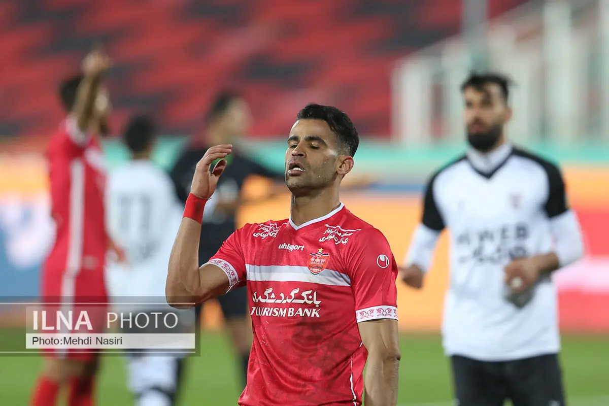 علت غیبت عیسی در تمرینات پرسپولیس