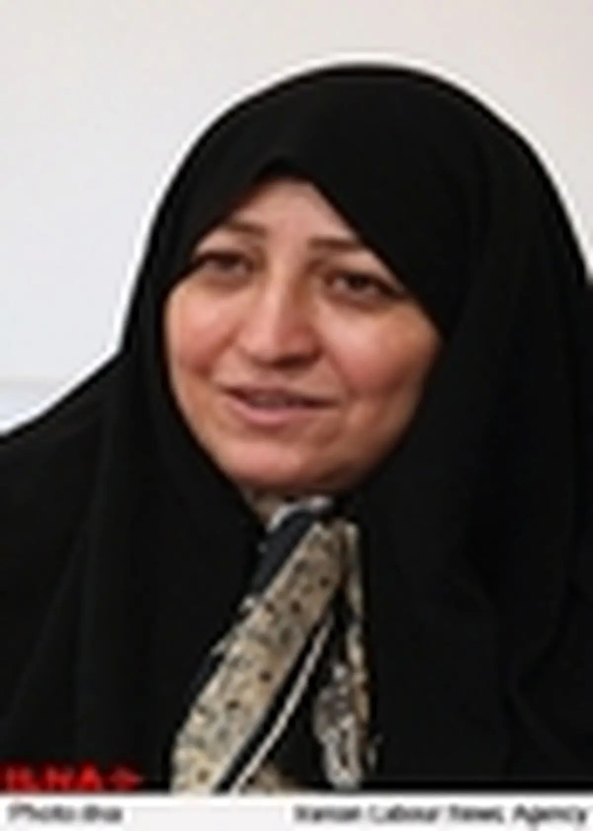 احمدی‌نژاد اگر کمی انصاف داشت درخواست مناظره نمی‌کرد