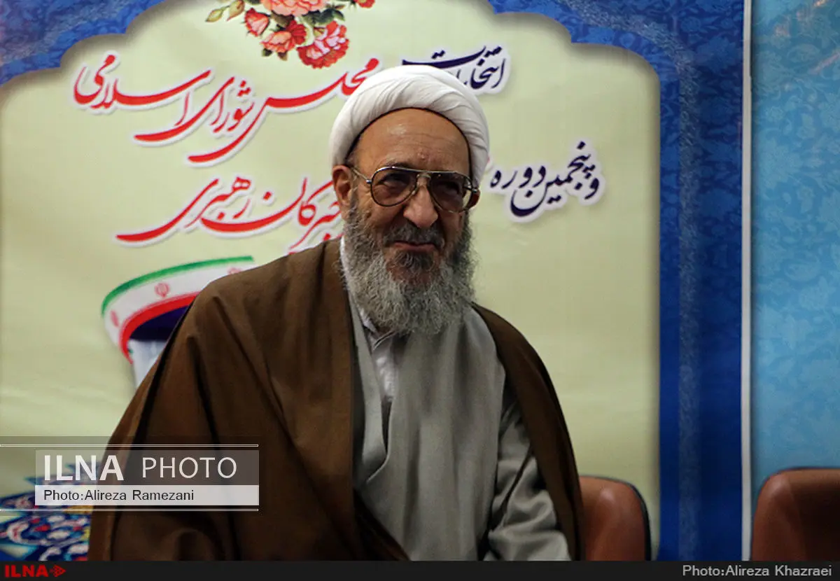 هادی غفاری برای انتخابات مجلس نام‌نویسی کرد