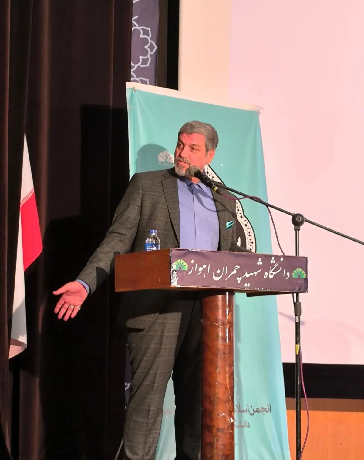 همه ارکان نظام خواهان مذاکره هستند/ متوسط سن هیئت دولت، بیشتر از آن چیزی است که متصور بودیم/فاصله بین نسلی موجود باید به حداقل برسد