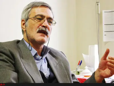 نقش سازمان حفاظت محیط زیست نمایشی‌ست/ دولت با گروه‌های دارای حاشیه امن بی‌تعارف برخورد کند